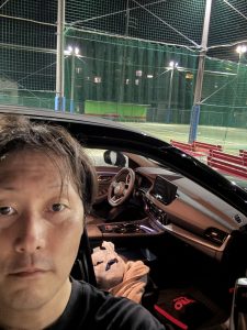秋の夜、飽きもせずにフットサル。