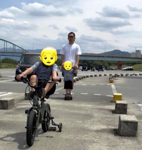 息子氏自転車始めました。